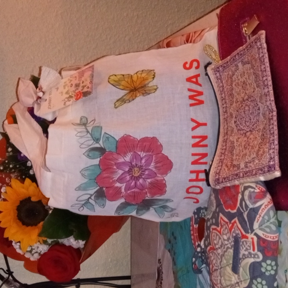 Johnny Was mini tote drawstring bag NWT w/3 beautiful extras !!!